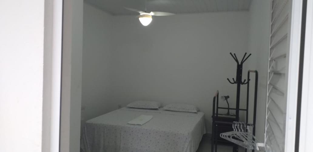 Apartamento Pousada Casa Verde - Quartos Individuais - Smart Tv 32 - E Banheiro Privativo Itajaí Exterior foto